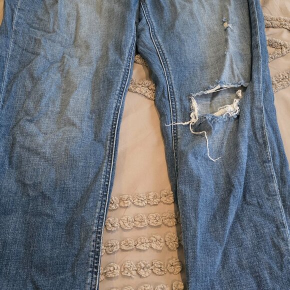 Jean - Picture 2 of 2